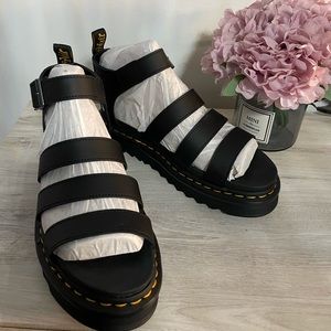 BLAIRE HYDRO LEATHER STRAP SANDALS